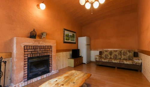 Room (Building Red (Duplex Unshared House))