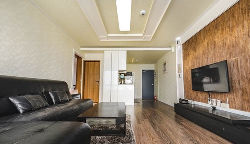 Room (Room 105 (Couple Room))