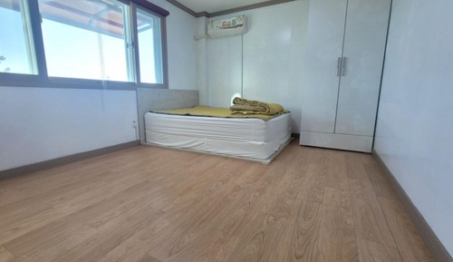 Room (Sea)
