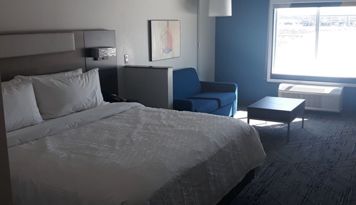 Suite, 1 King Bed, Accessible (Communication)