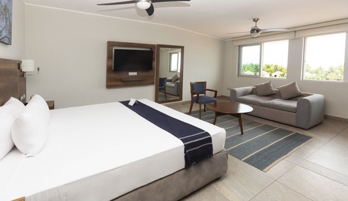 Junior Suite, 1 King Bed