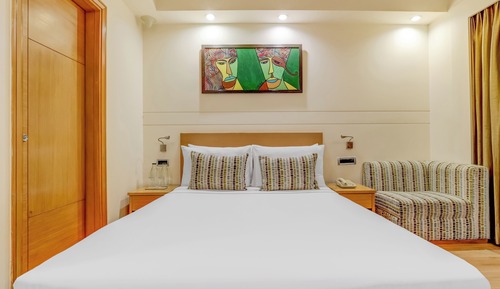 Superior Queen Room