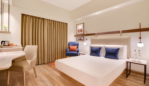 Deluxe King Room