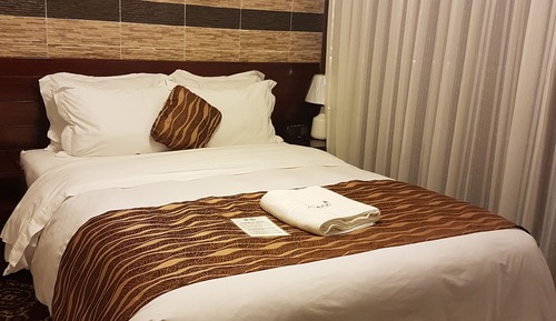 Economy Room