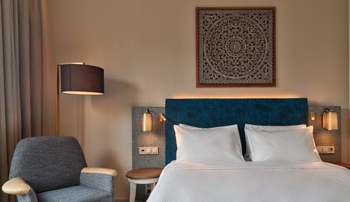 Premium Room, 1 Queen Bed, Balcony, City View