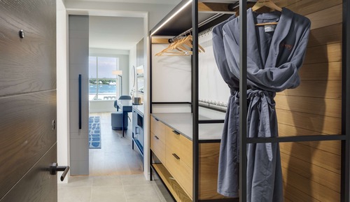 Premium Room, 1 King Bed (Waterfront View)