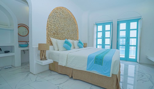 Lentar Suite, Pool Access