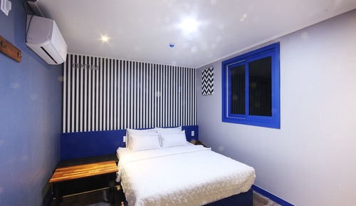 Room (Special room (massage chair))