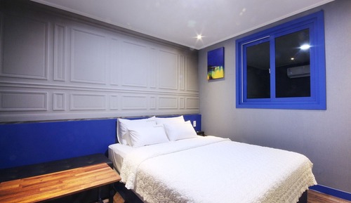 Room (Standard)