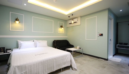 Room (Special Room)
