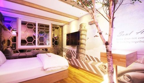 Room (Deluxe (Bathtub)(OTT))