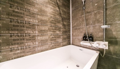 Room (VIP ocean view room (free Netflix vie)