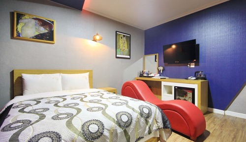 Room (Standard Room)
