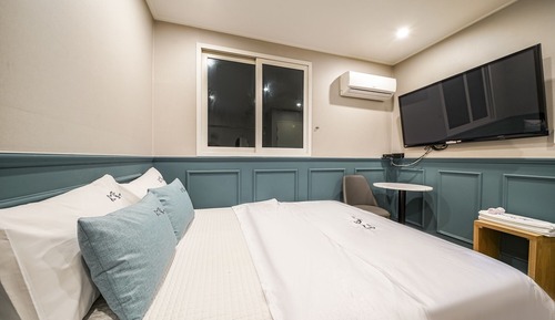 Room (Standard room)