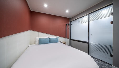 Room (Deluxe room)