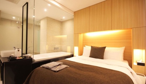 Room (Walkie Special Standard Room (Netflix)