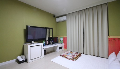 Room (Standard room (1 PC with the latest h)