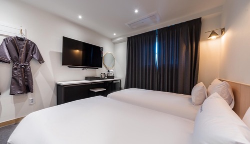Room (Single Twin Bed Room (Pool BBQ) (YouT)