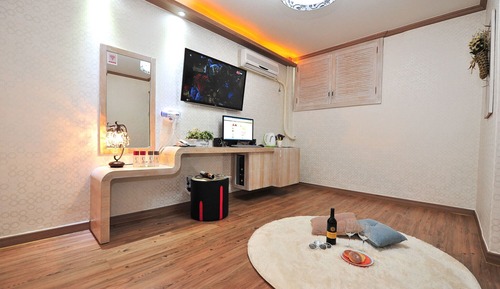 Room (Family Room (4 People))