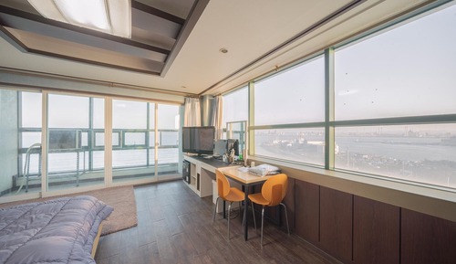 Room (VIP)