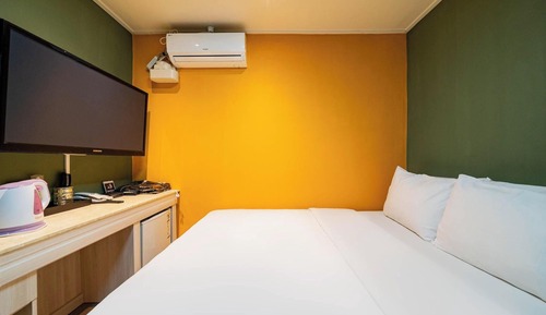Room (Standard B)