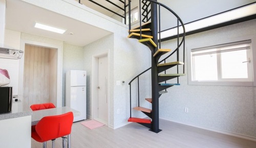 Room (Evergreen (Unshared House Duplex))