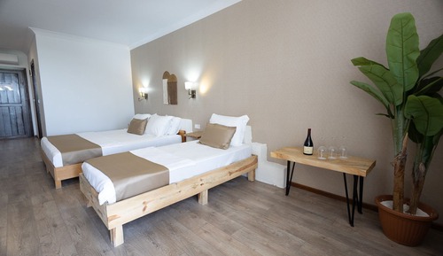 Family Triple Room, Balcony, Pool View