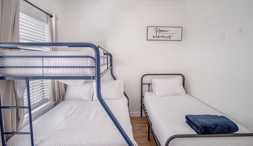 Apartment (3 Bedrooms)