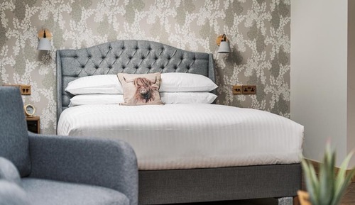Double Room (Hampshire)