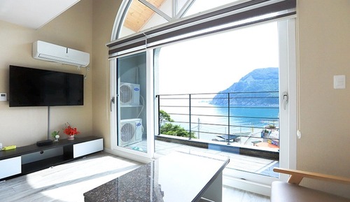 Room (The Grace 303 (Ocean View Duplex))