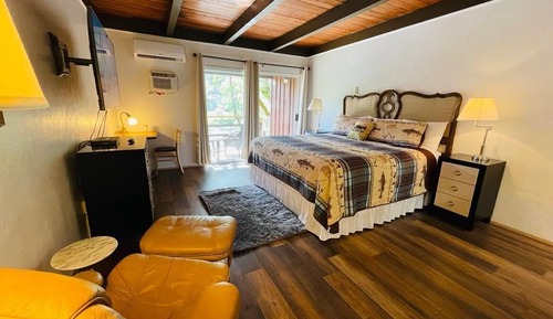 Superior Room, 1 King Bed, Balcony, River View