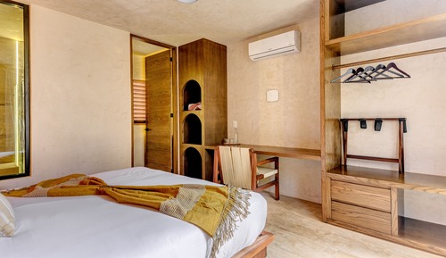 Junior Suite Pool