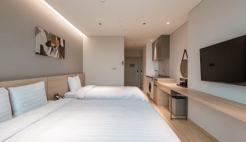 Family Twin Room (1 Room)