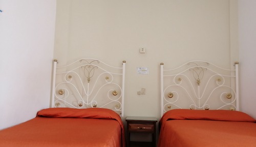 Standard Room, 2 Double Beds