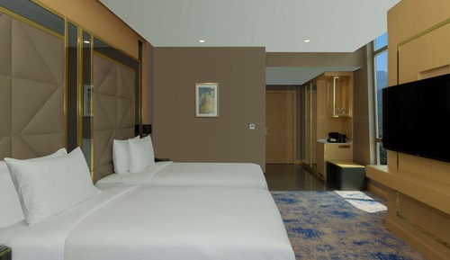 Deluxe Twin Room, 2 Twin Beds, Mountain View