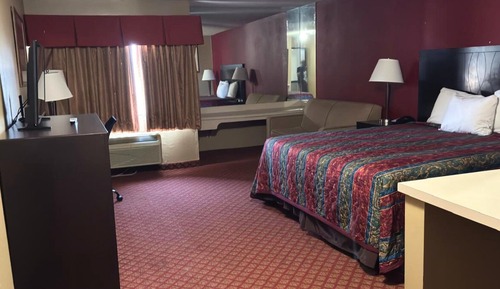 Luxury Studio Suite, 1 Queen Bed, Non Smoking