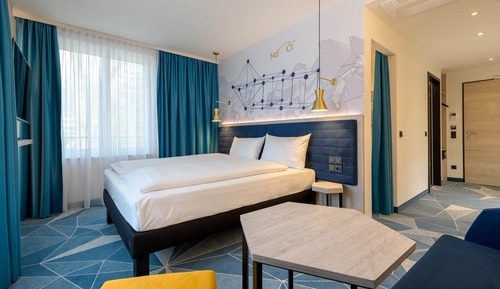 Family Room, Multiple Beds (Modern)