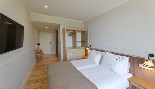 Premium Twin Room