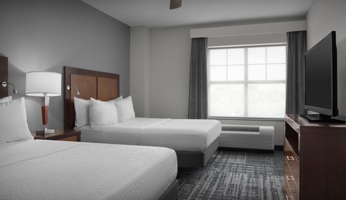 Suite, 2 Queen Beds, Accessible, Bathtub (Mobility & Hearing)