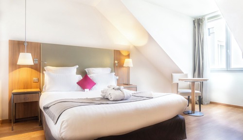 Comfort Studio, 1 Queen Bed