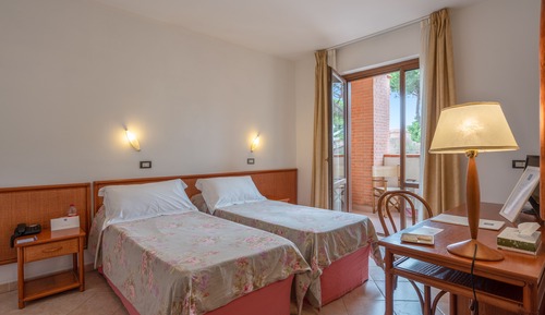 Superior Double Room, Garden View
