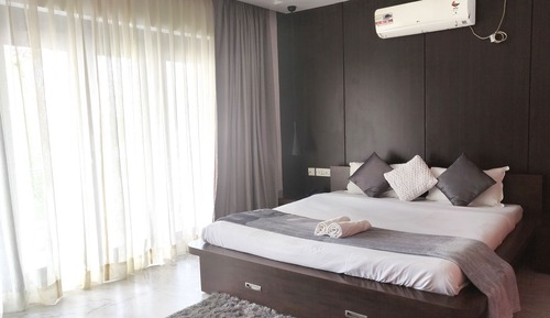 Premium Room, 1 King Bed