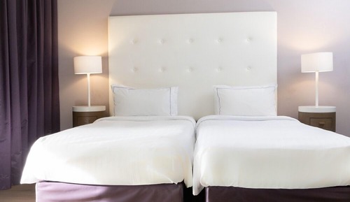 Deux Chambres Confort Communicantes Vue Jardin