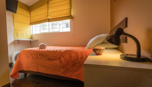 Economy Room