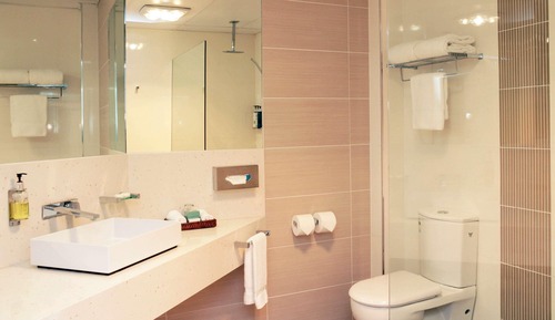 Deluxe Suite, Multiple Beds