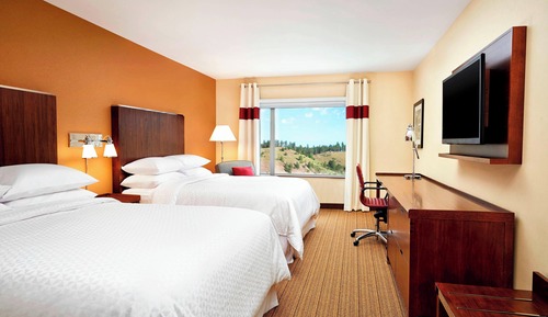 Traditional Room, 2 Queen Beds, Non Smoking