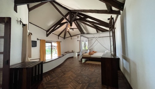 Executive Studio Suite