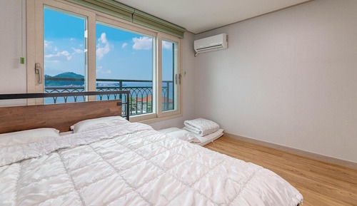 Basic Room, 2 Bedrooms (1Cheng (Half Ocean View))