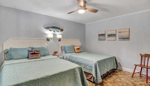 Bowfin Bungalow Room 3 Lake Fork