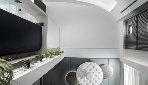 Maisonette with Hot Tub & Sea View